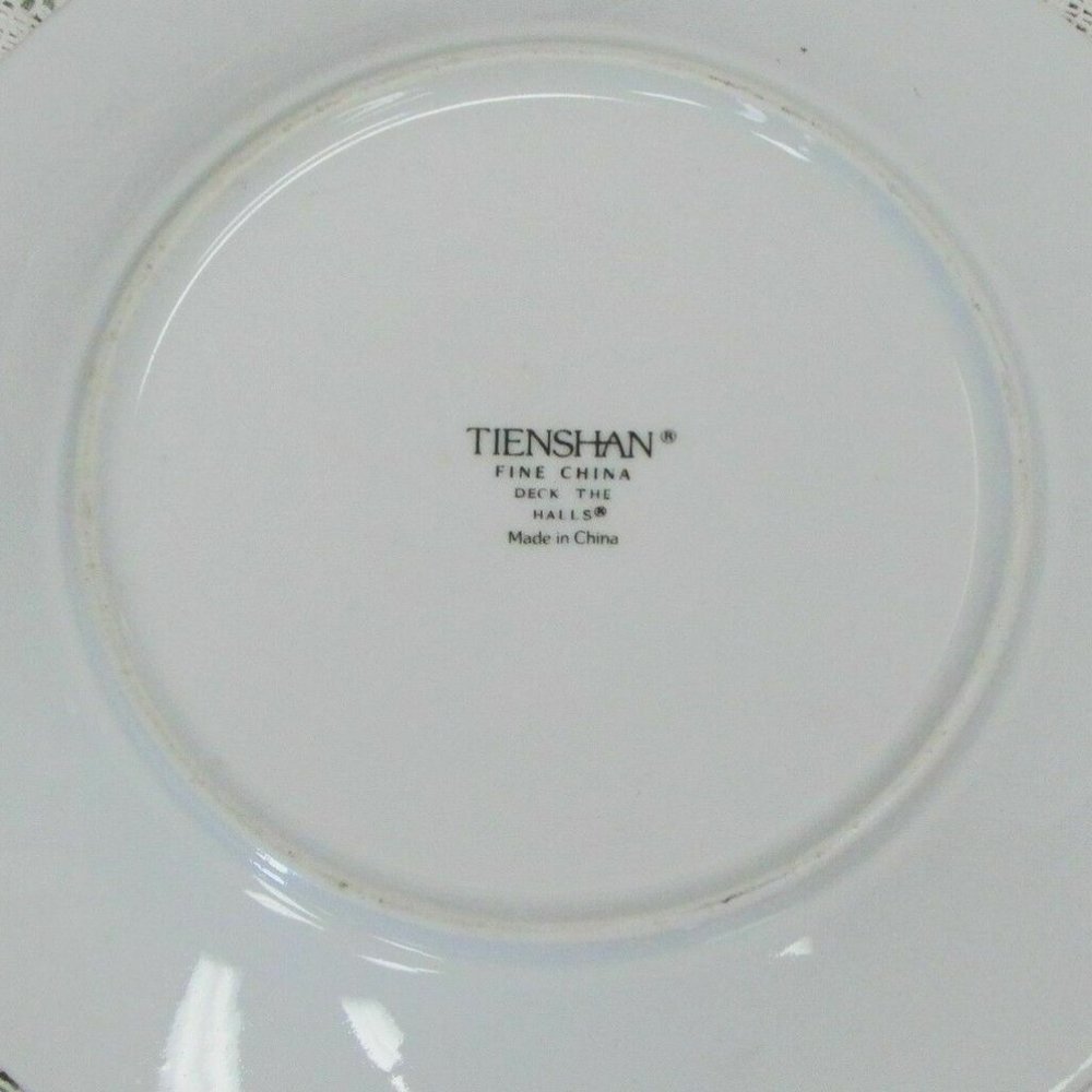 5 Christmas Salad or Cake Plates Tienshan Fine China DECK THE HALLS 7.5" Floral - Picture 6 of 6
